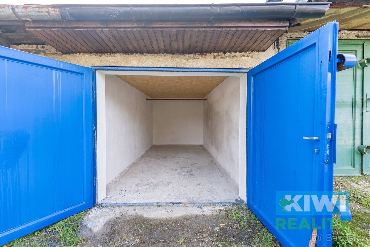 Garáže, Ostrava, 709 00