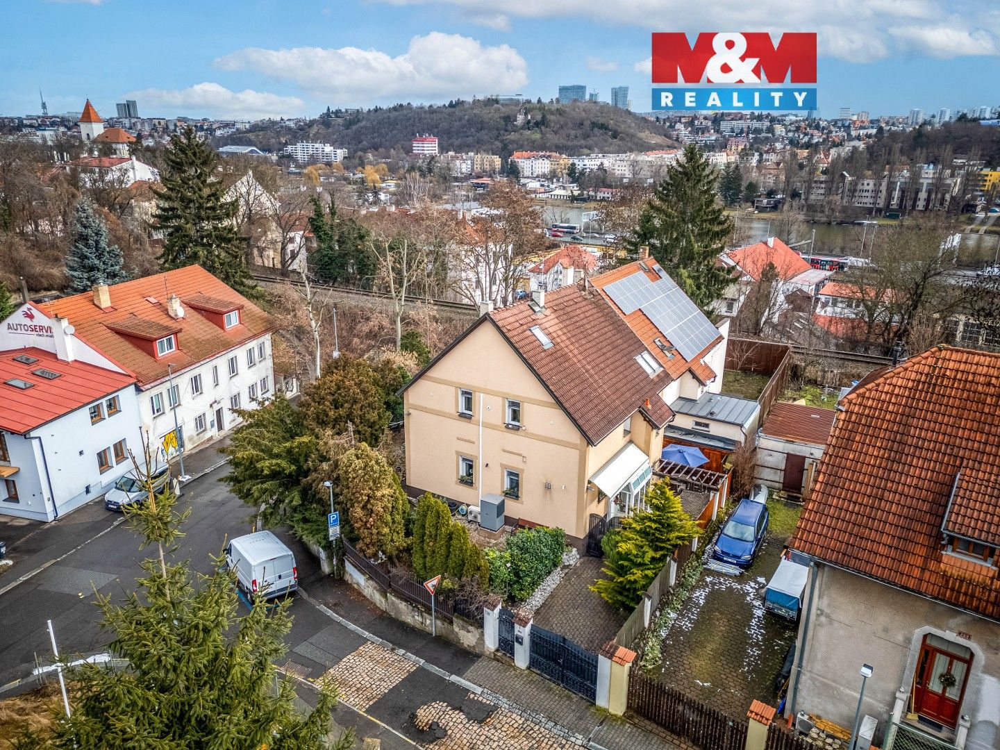 Prodej rodinný dům - Pod Žvahovem, Praha, 182 m²
