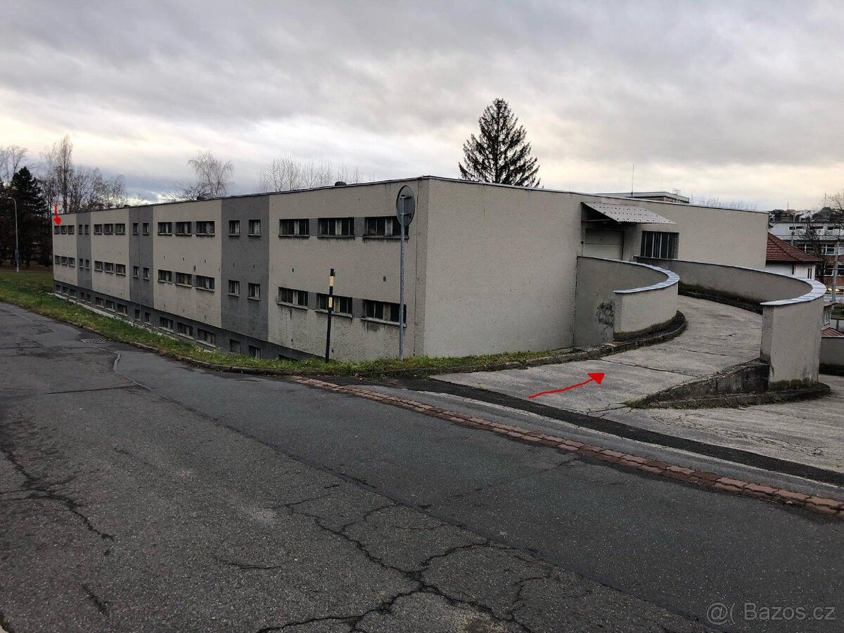 Garáže, Zlín, 760 01