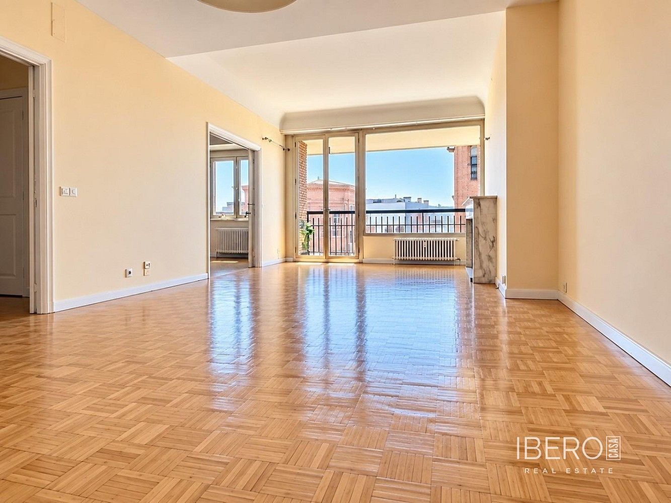 Byt 6+kk a více · 214 m² · Madrid, Španělsko - 3