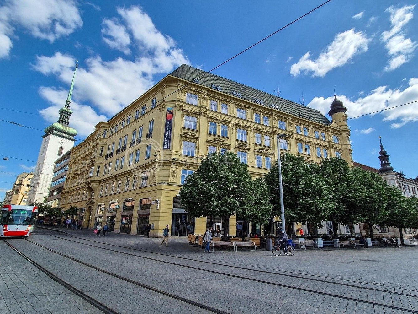 Kancelář, 200 m²
