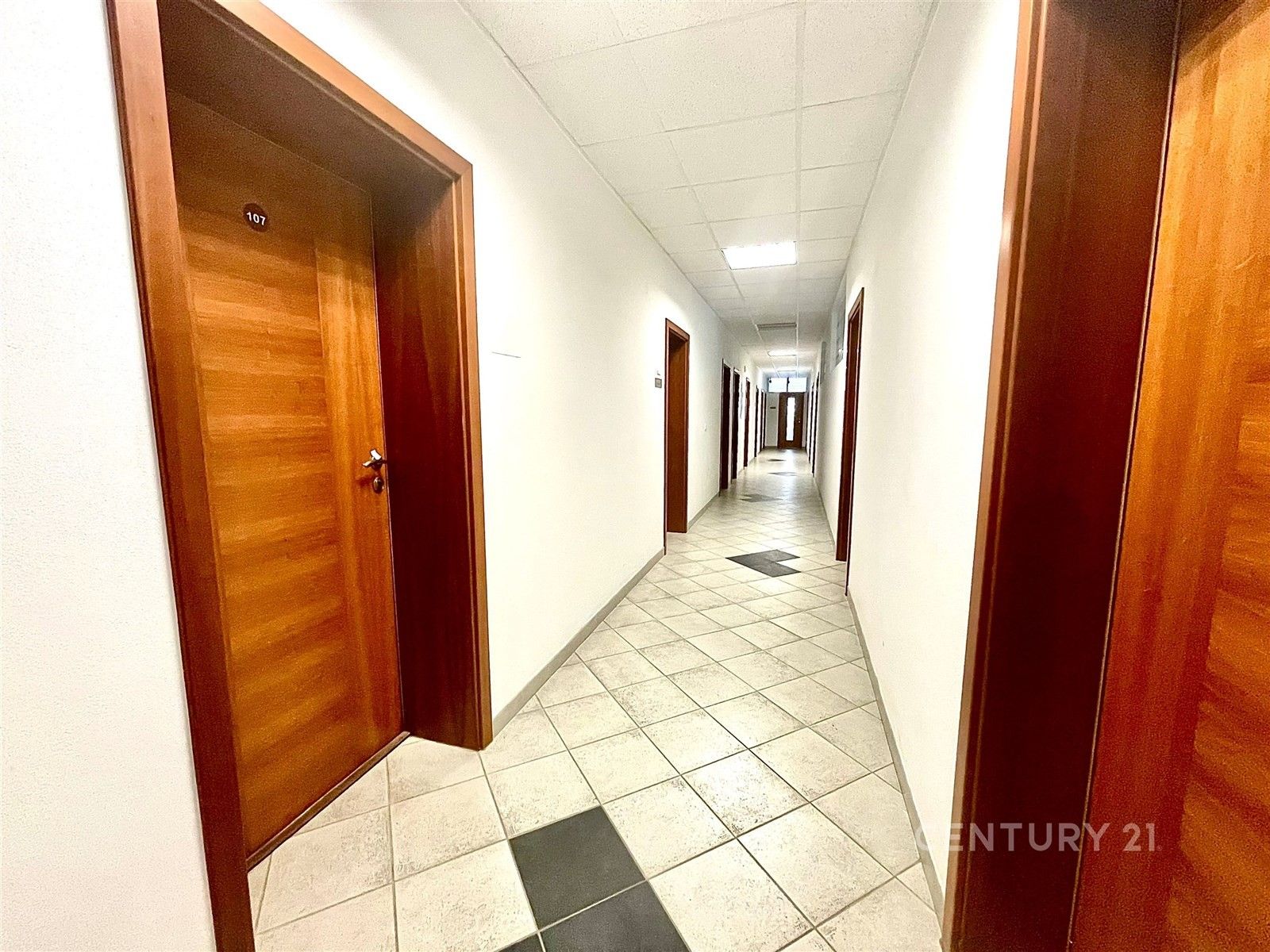 Kanceláře, tř. Masarykova 1192, Veselí nad Moravou, 14 m² - 2