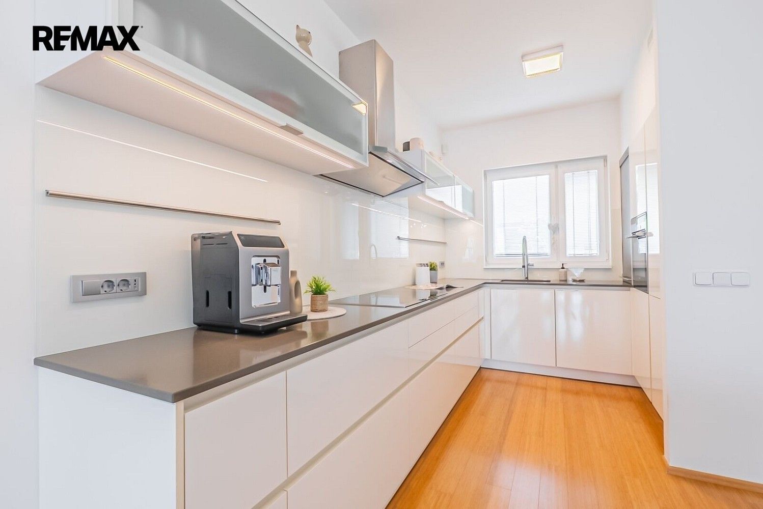 Prodej rodinný dům - Starosty Hejmy, Lidice, okres Kladno, 148 m² - 5