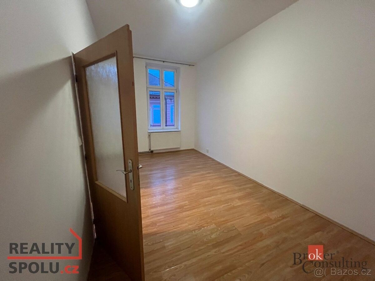 Pronájem byt - 987 66, Zahraničí