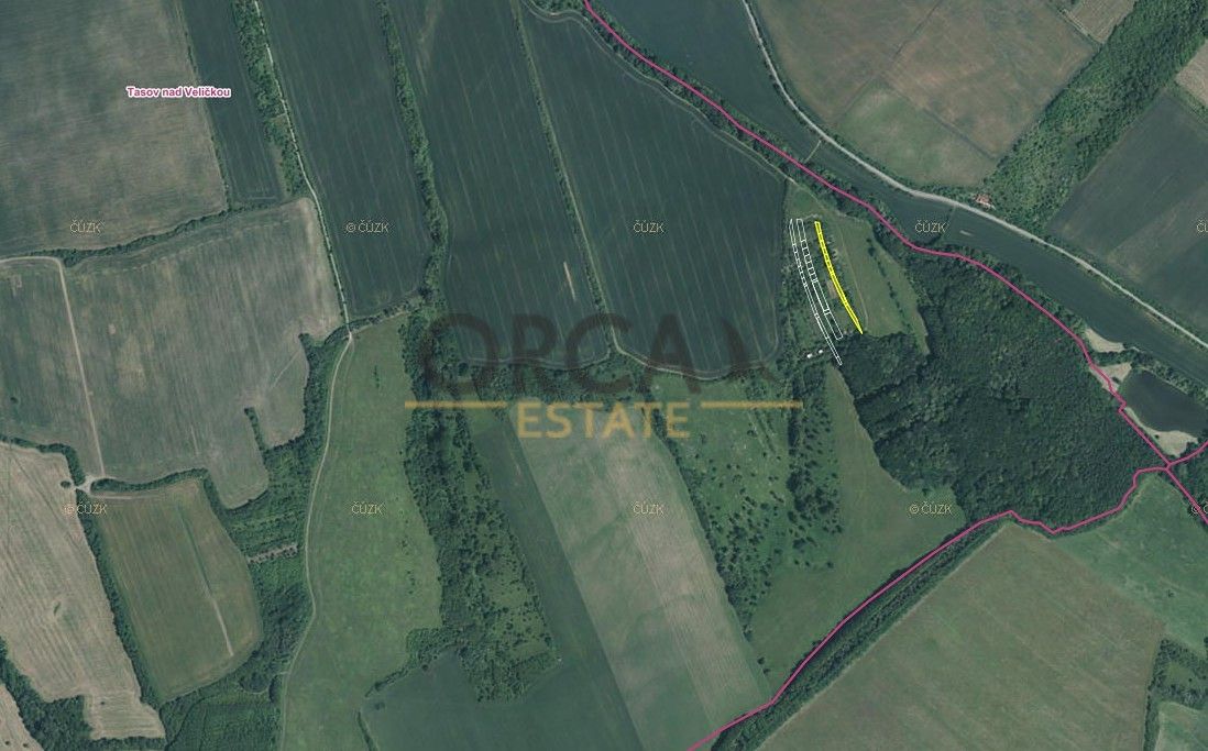 Prodej pozemek pro bydlení - Hroznová Lhota, 696 63