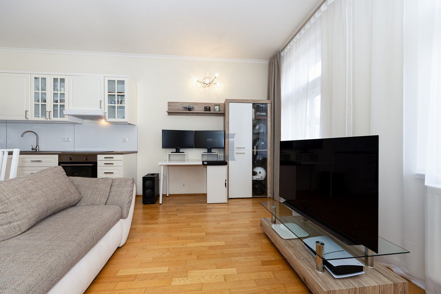 Byt 2+kk · 50 m² · Praha, okres Praha 2, Hlavní město Praha - 3