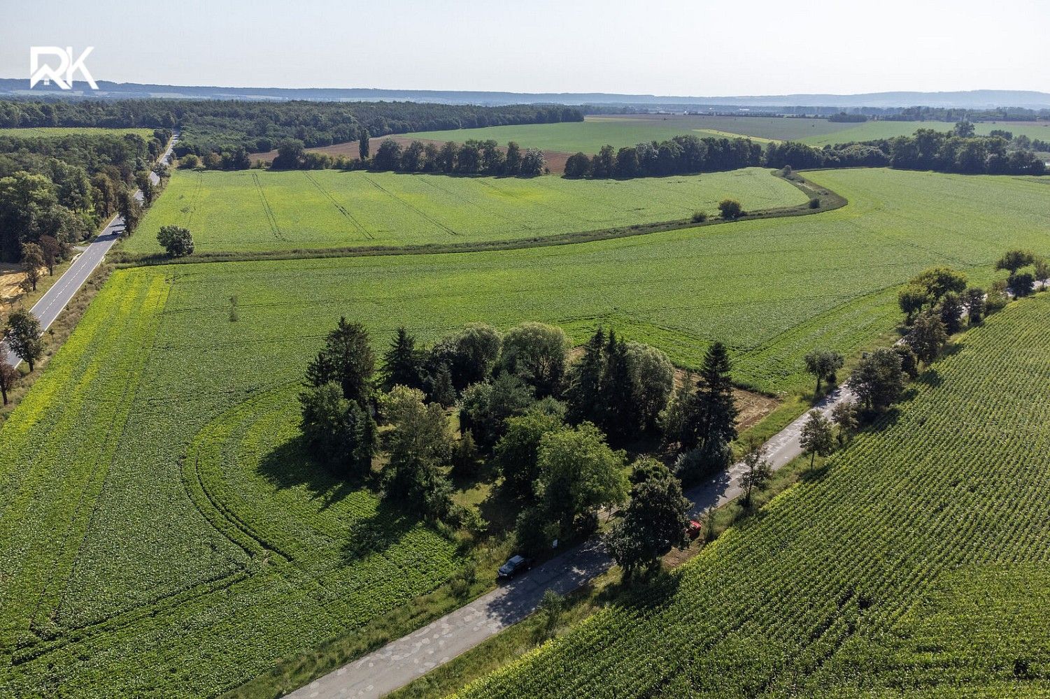 Zahrada, 2 555 m²