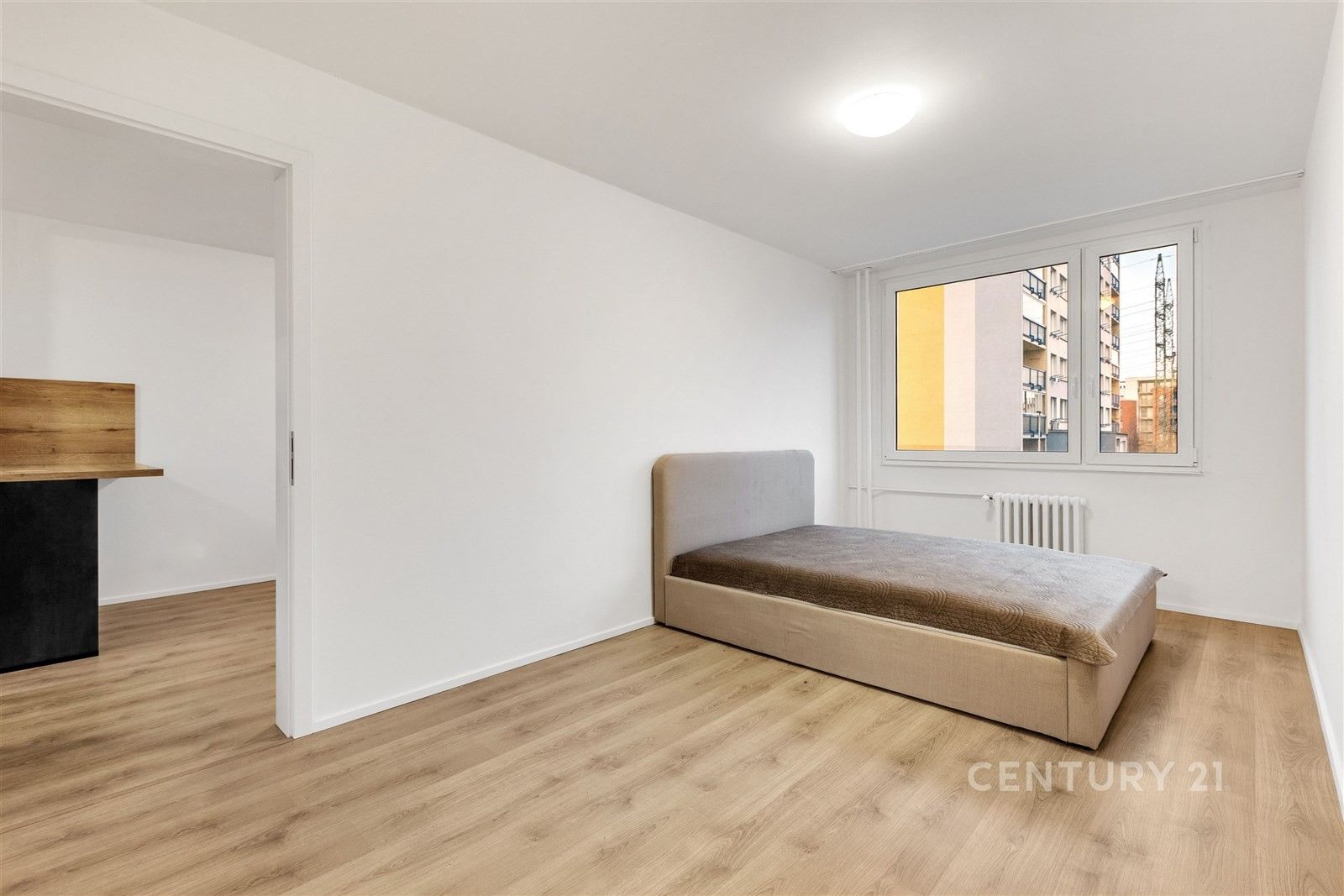 Pronájem byt 2+kk - Čenětická, Praha, 48 m²