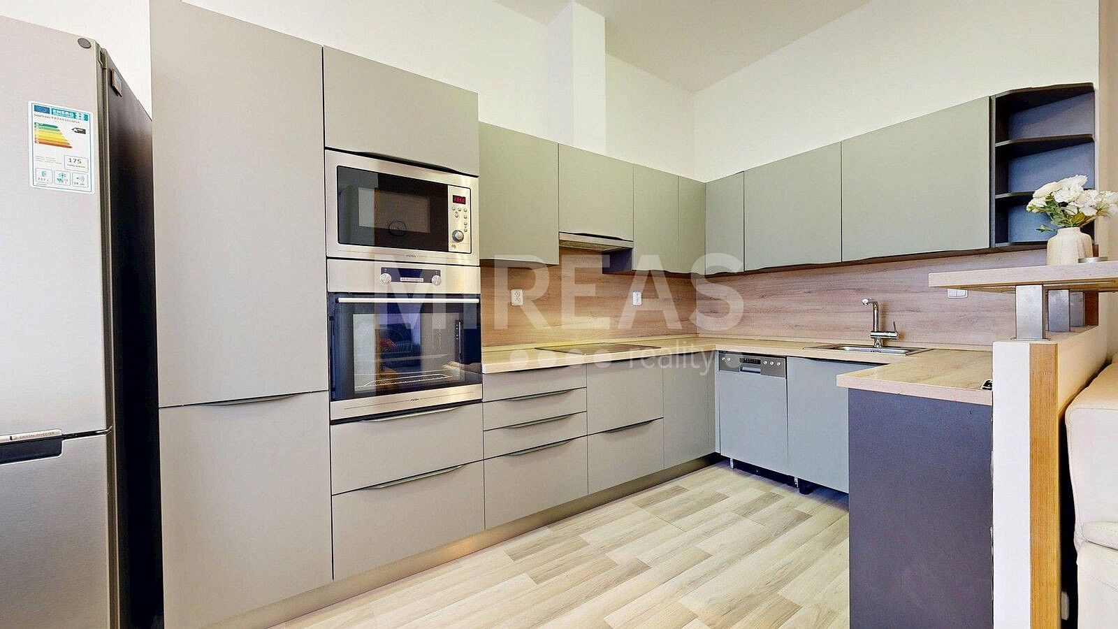 Prodej byt 3+kk - Topolová, Milovice - Mladá, okres Nymburk, 68 m² - 2