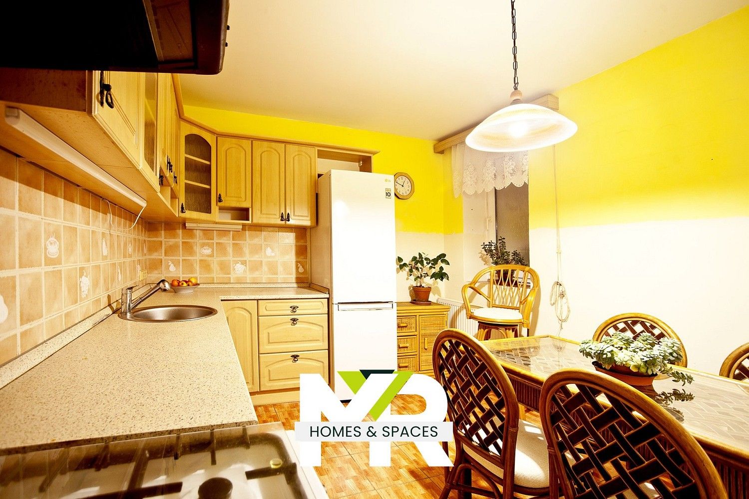 Prodej rodinný dům - Praha - Třeboradice, okres Praha 18, Hlavní město Praha, 200 m² - 5