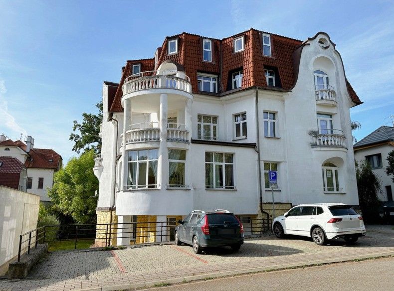 2+kk, K zámku, Praha, 65 m²