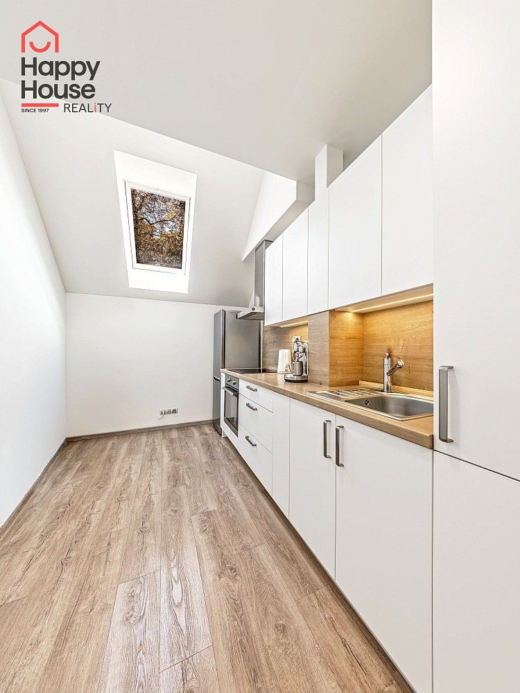 Pronájem byt 5+1 - V sadech, Praha 6 - Bubeneč, 130 m² - 5