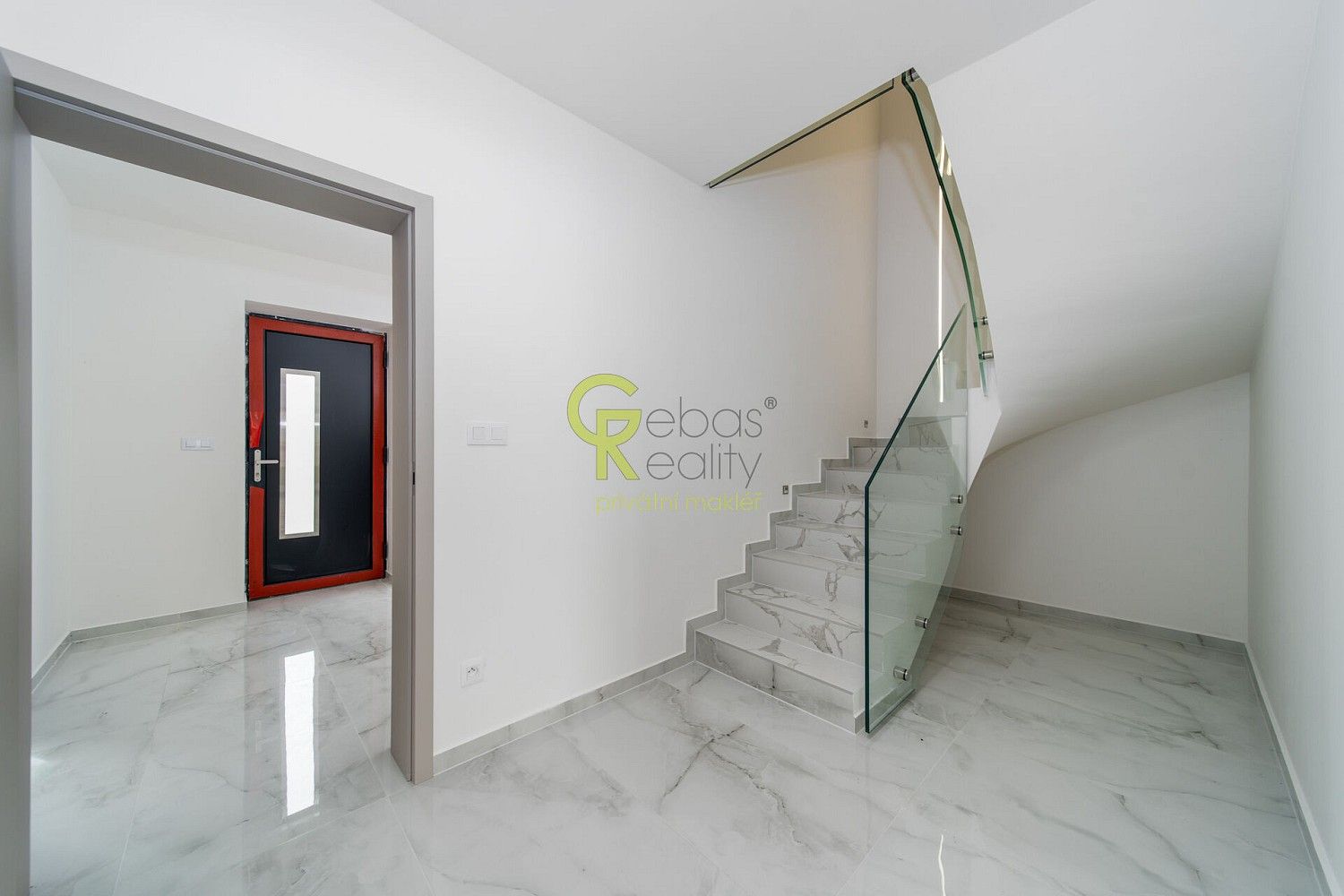 Prodej rodinný dům - V Ohradě, Podolanka, okres Praha-východ, 129 m² - 5