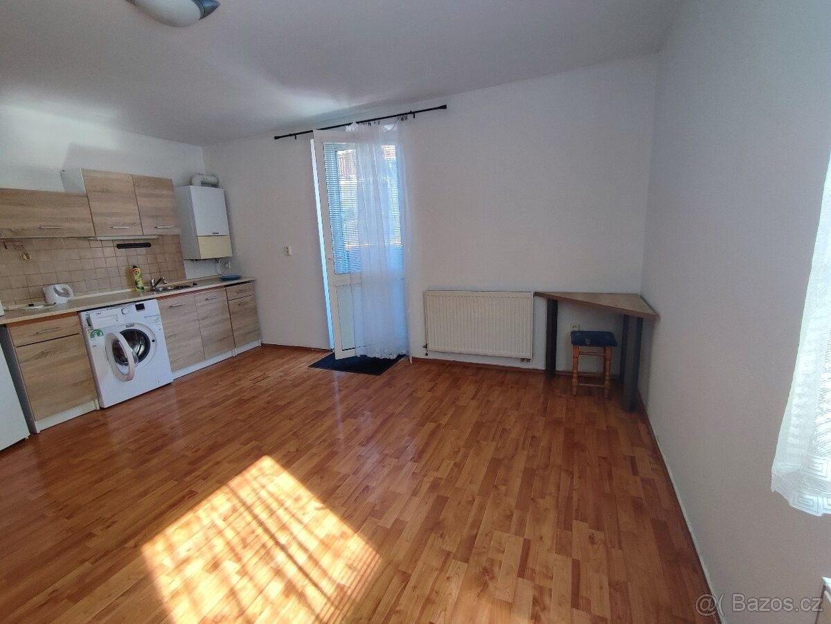 Byty, Olomouc, 779 00