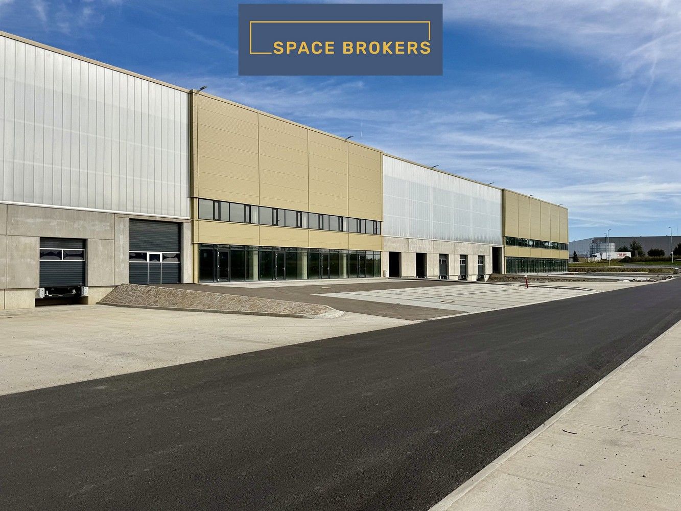 Sklady, Kozomín, okres Mělník, Středočeský kraj, 5 000 m² - 1