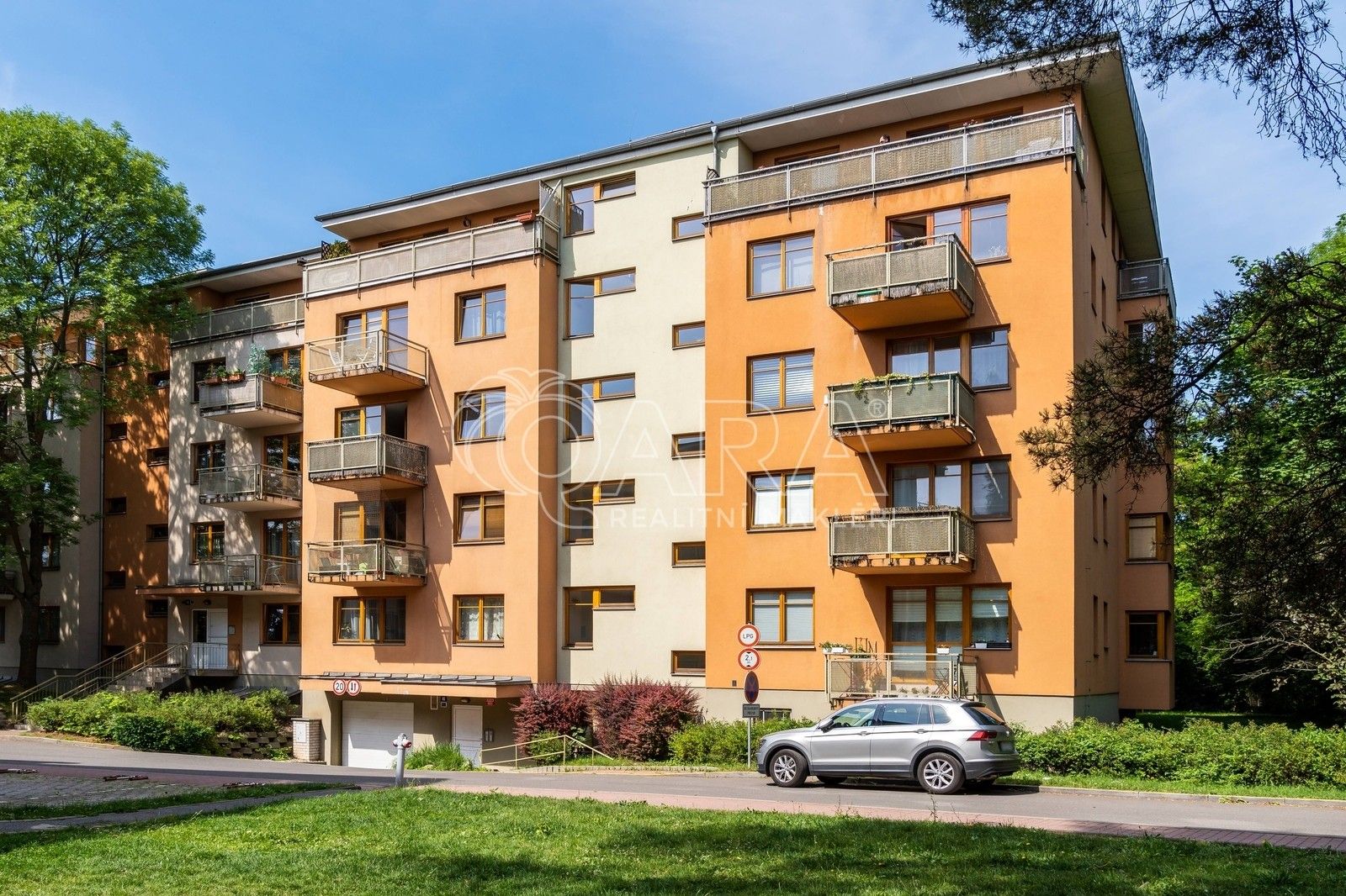 2+kk, Podle náhonu 3223, Praha, 46 m²