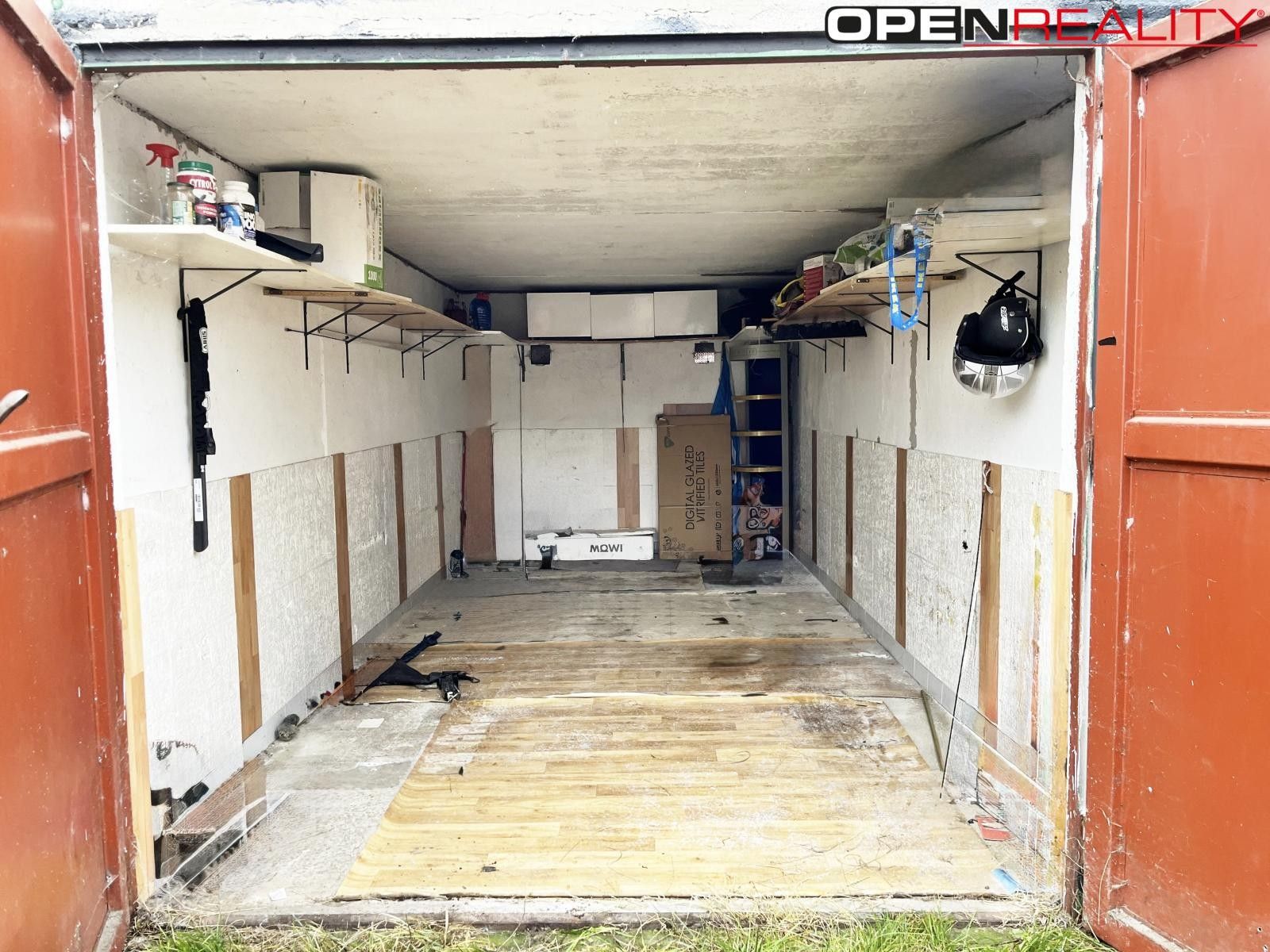 Garáže, Hradecká, Brno, 17 m²