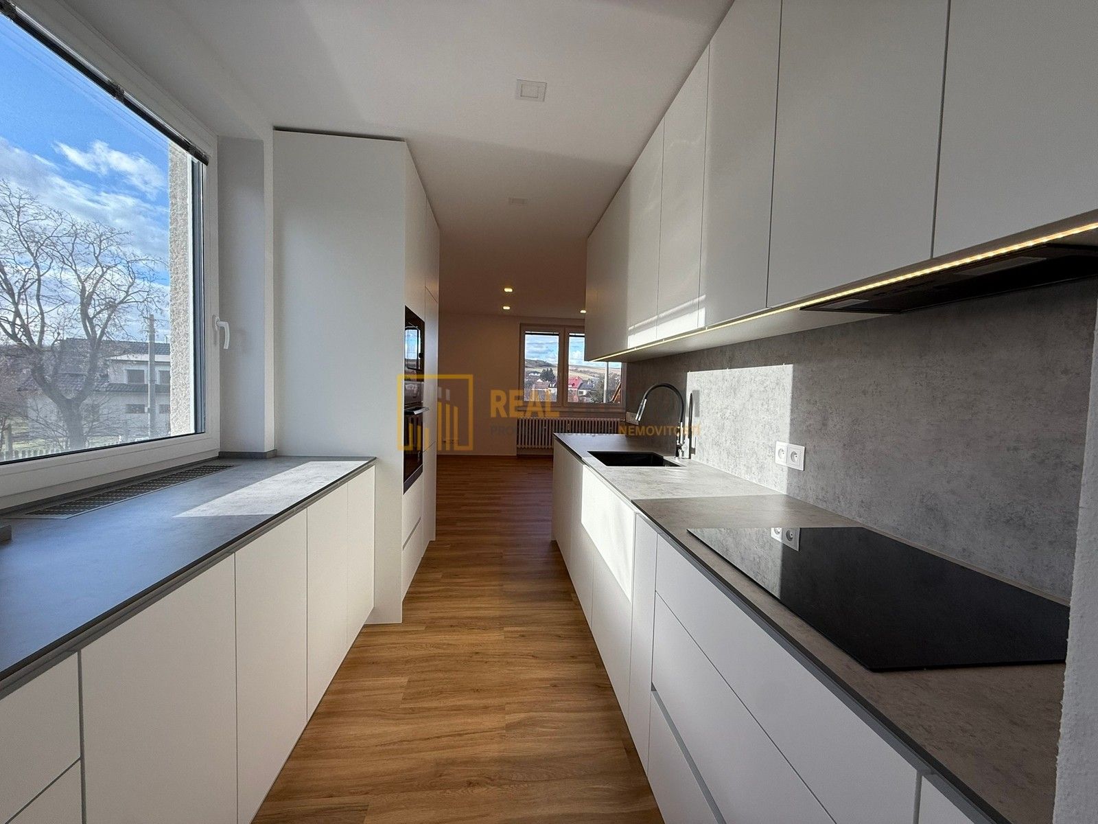 Pronájem byt 3+1 - Družstevní II, Hluk, 73 m²