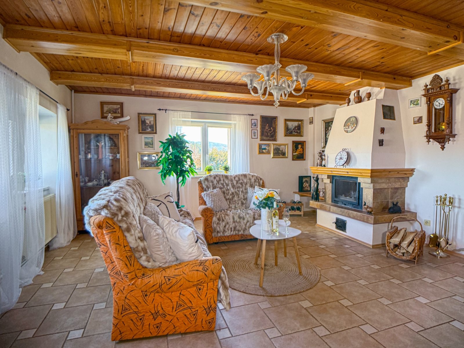 Prodej rodinný dům - Újezdec, 206 m² - 5