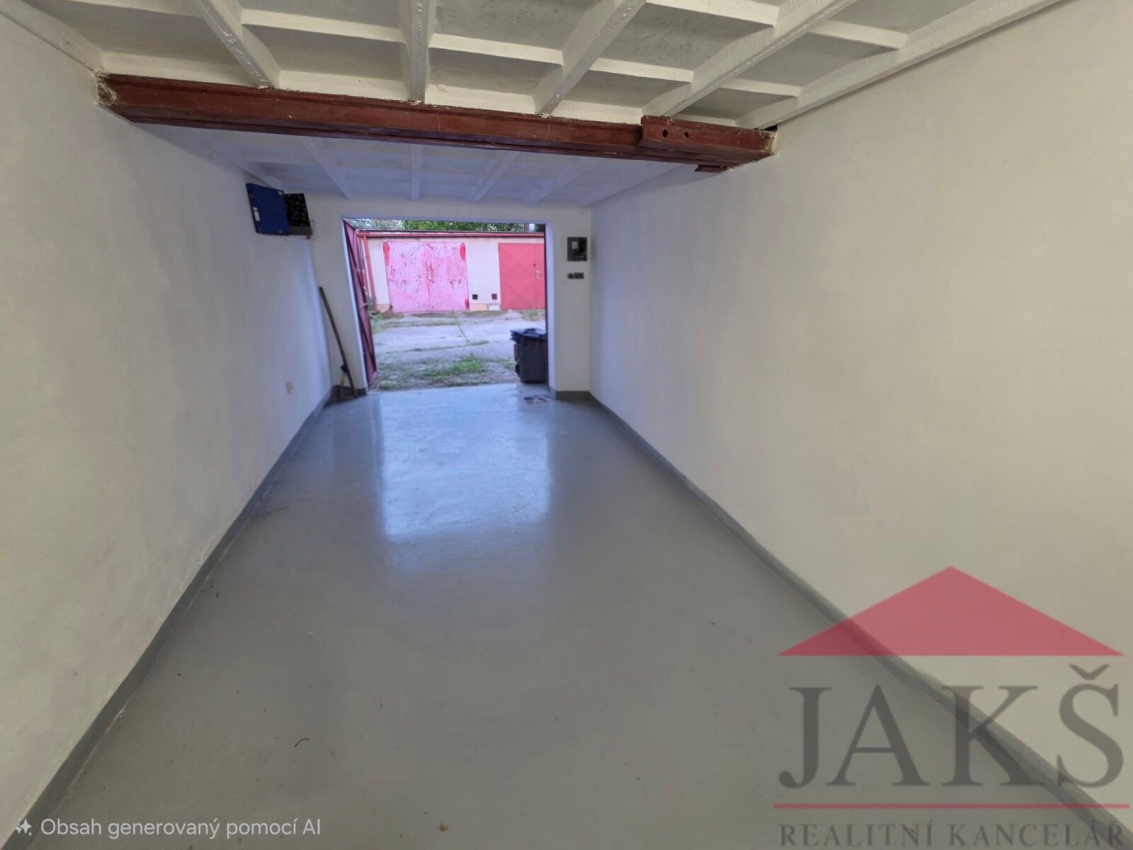 Garáž · 18 m² · Stanko Vodičky, Plzeň Východní Předměstí - 4