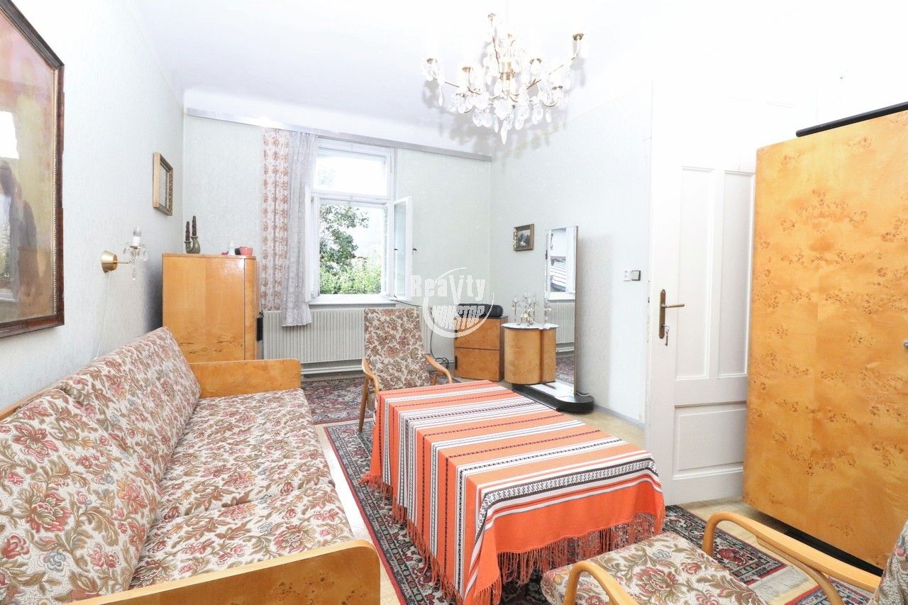 Prodej rodinný dům - Štefánikovo náměstí 1983, Jihlava, 199 m² - 5