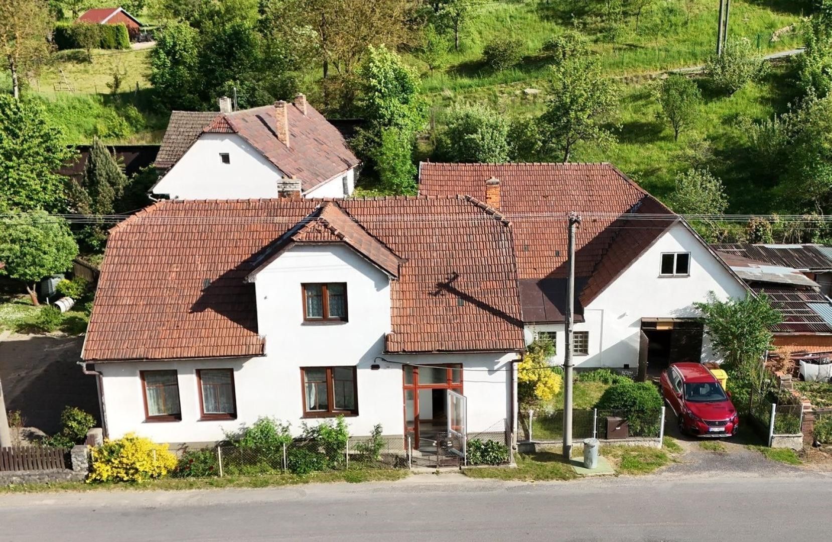 Rodinné domy, Vítějeves, 329 m² - 1