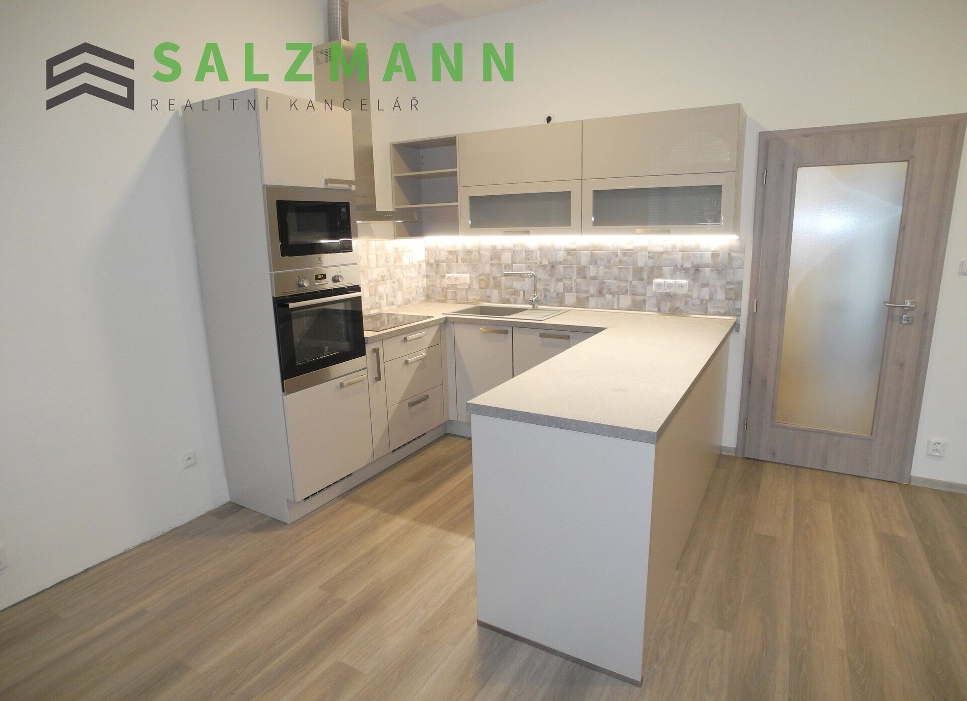 3+kk, Rokycanská, Plzeň, 79 m² - 1