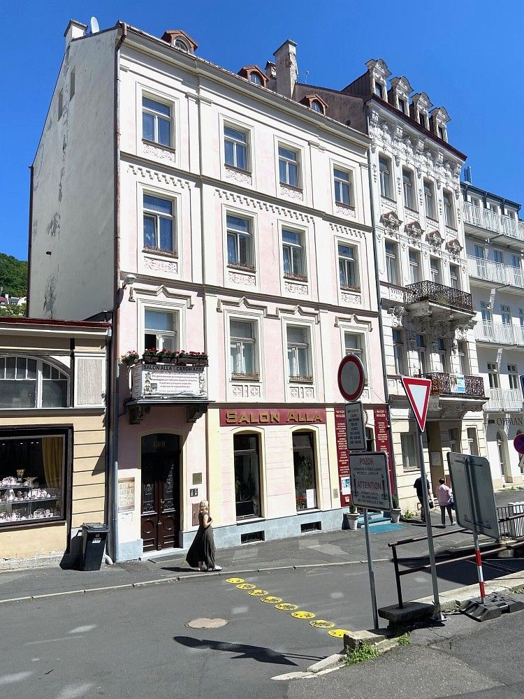 2+kk, Karlovy Vary, Karlovarský kraj, 59 m² - 1