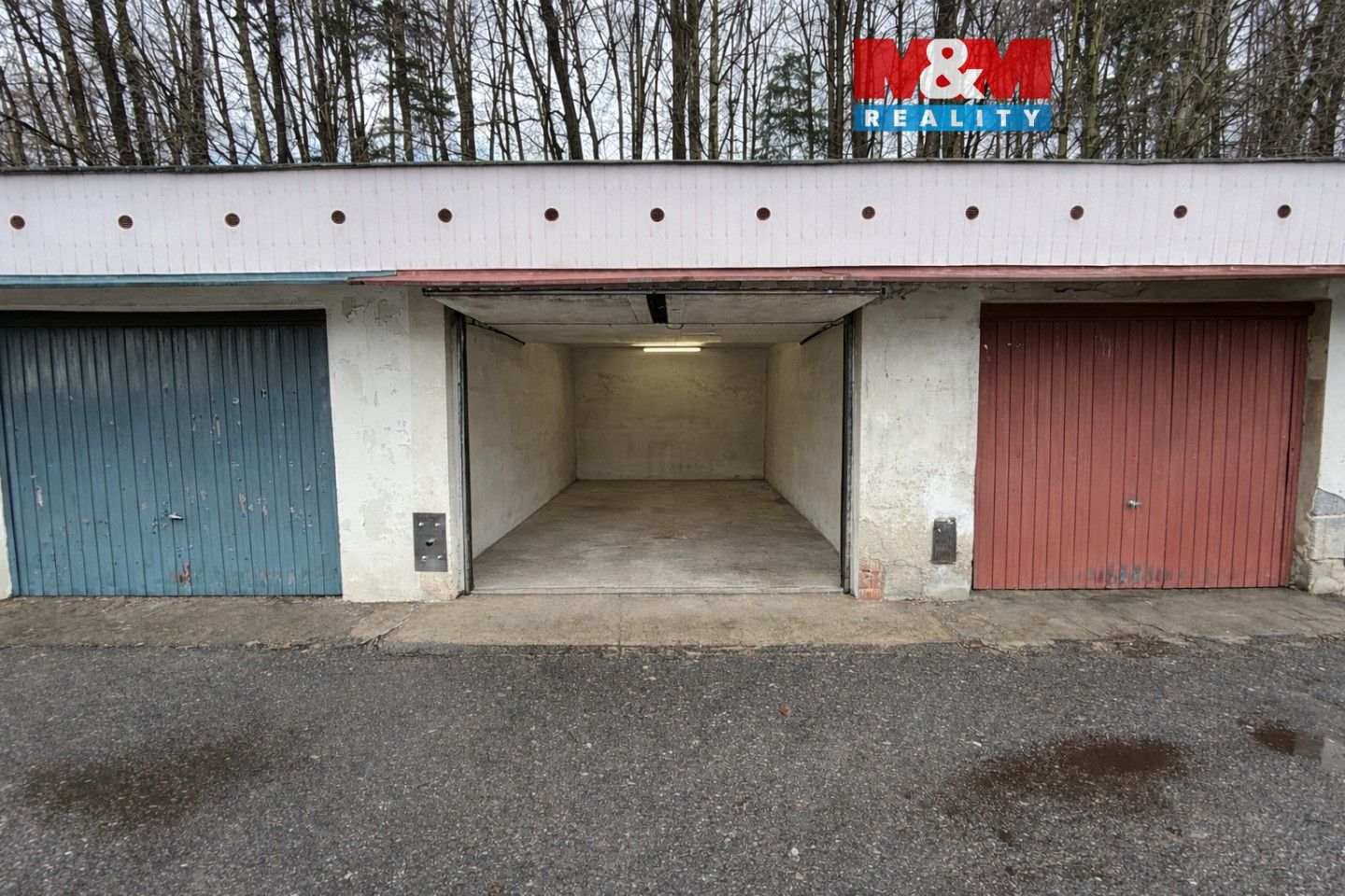 Garáže, Kvasiny, 20 m²