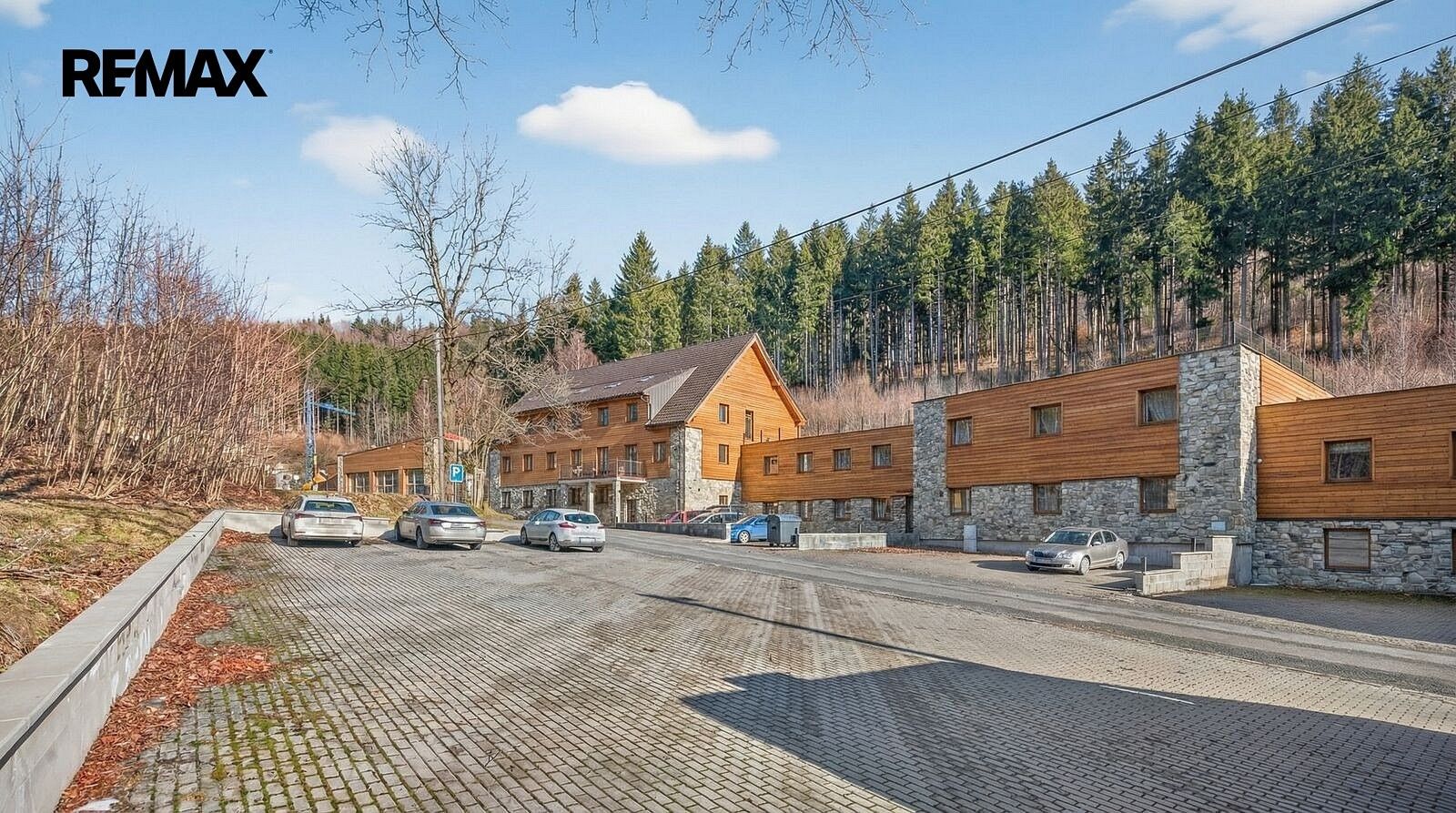Ubytovací zařízení, 1 978 m²