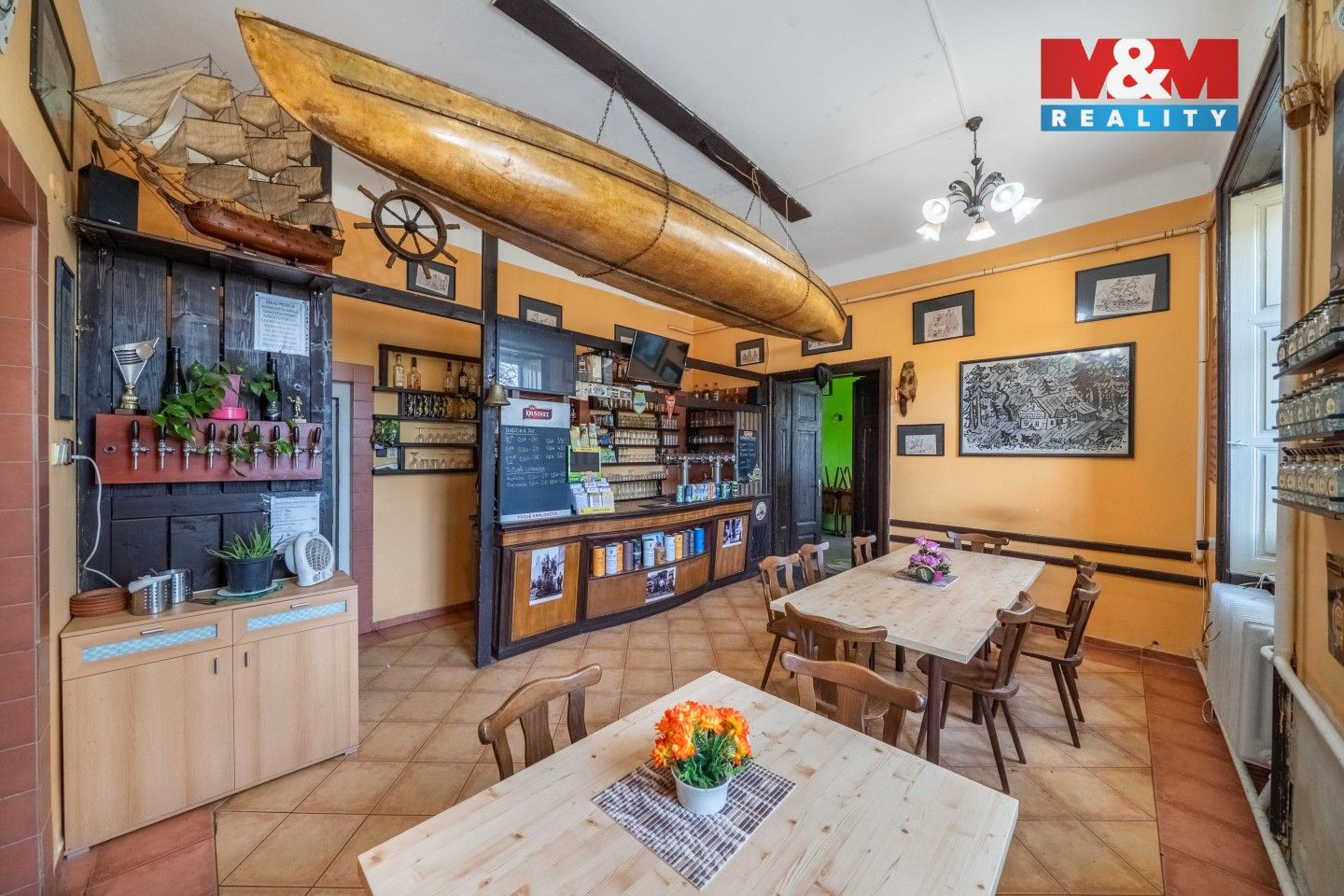 Restaurace · 275 m² · Zvíkovec - 3