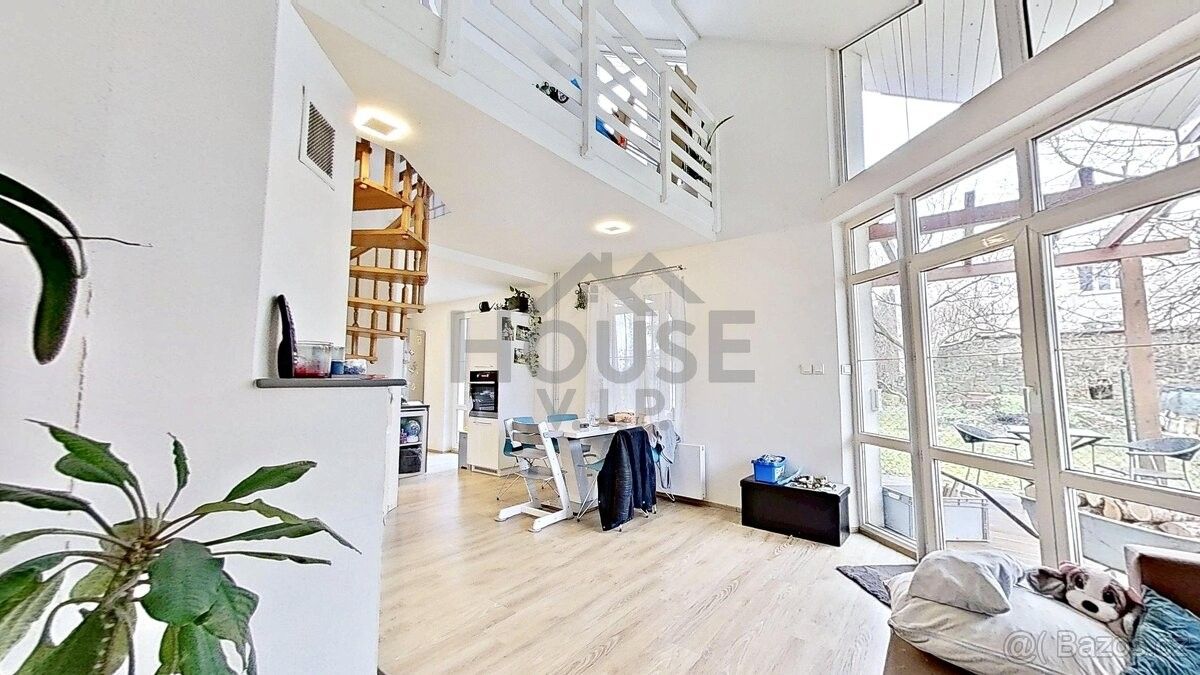 Rodinné domy, Praha, 154 00