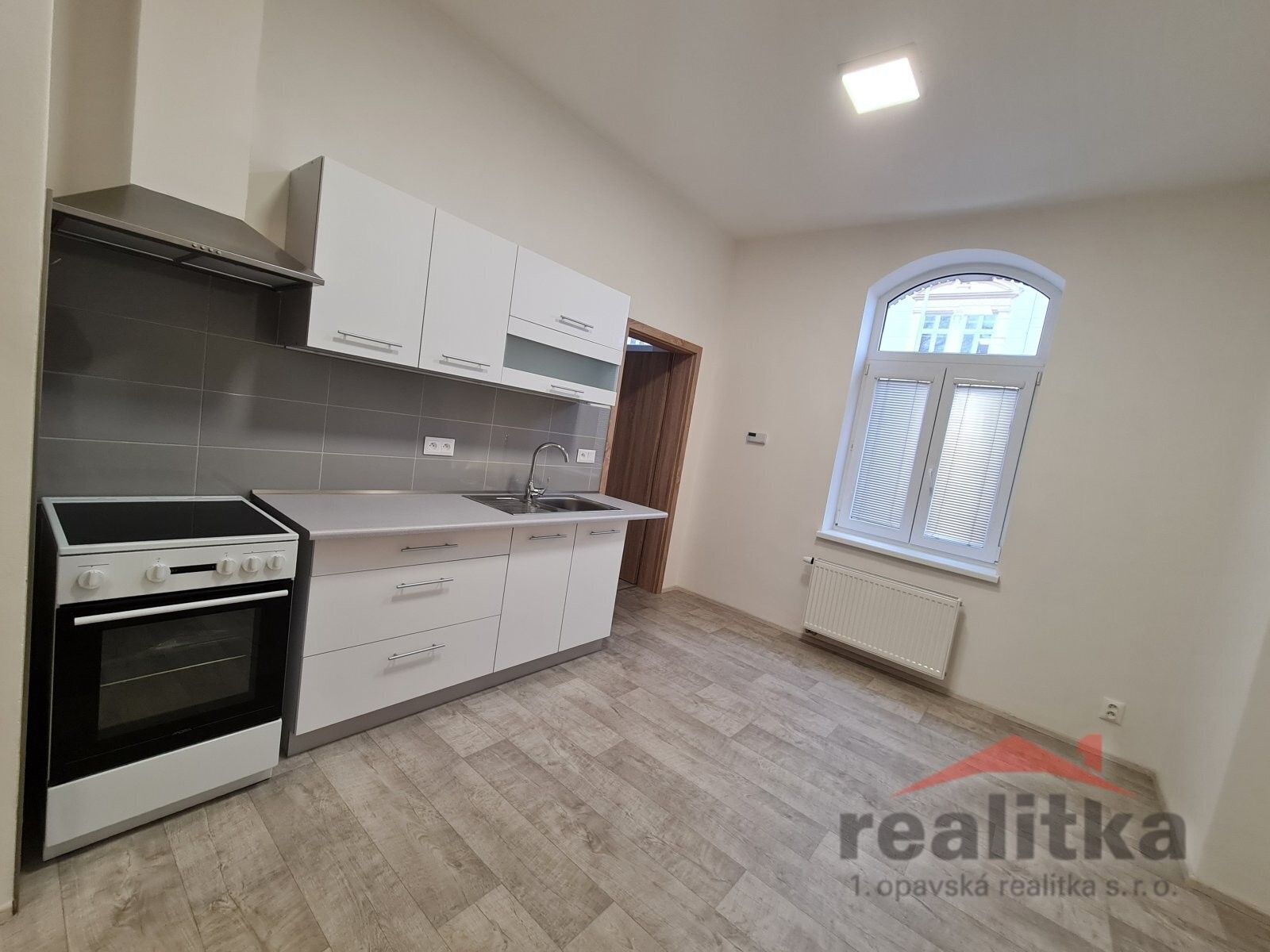 1+1, Husova, Opava, 30 m²