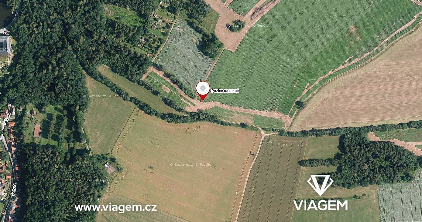 Zemědělský pozemek, 2 304 m²