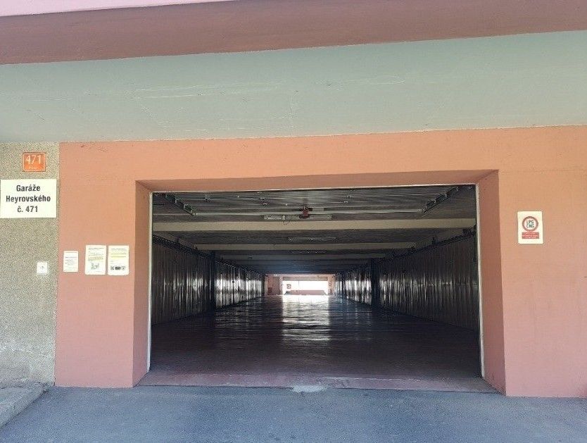 Garáže, Olomouc, 779 00