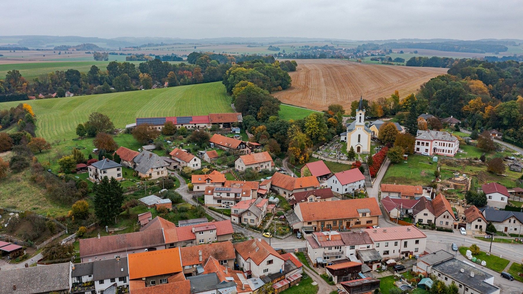 Rodinné domy, Skořenice, okres Ústí nad Orlicí, 200 m² - 1