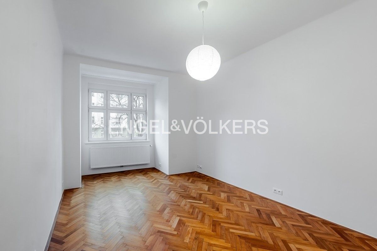 3+1, Jugoslávských partyzánů, Praha, 70 m²