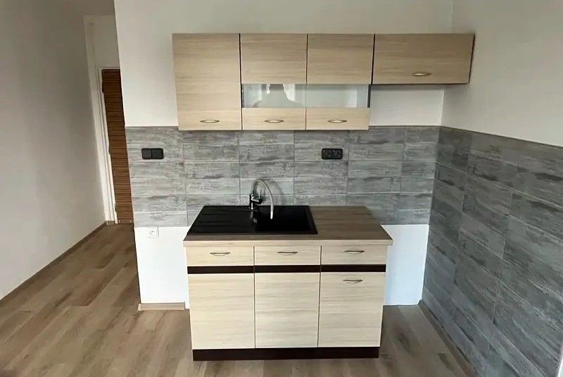 Pronájem byt - Sokolov, 356 01