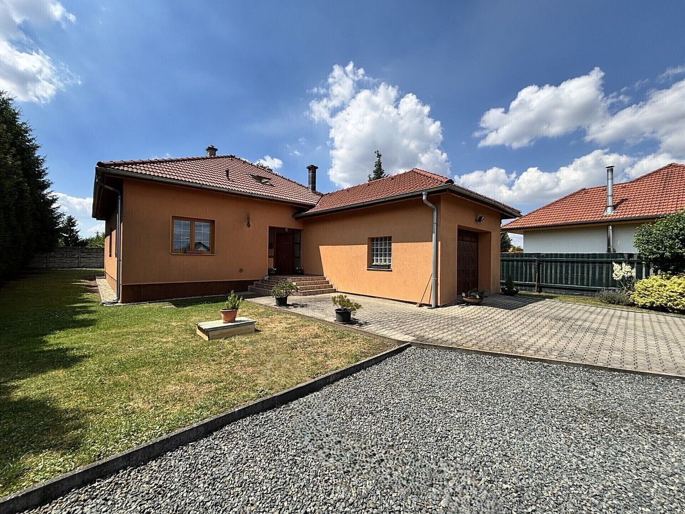 Rodinný dům, 280 m²