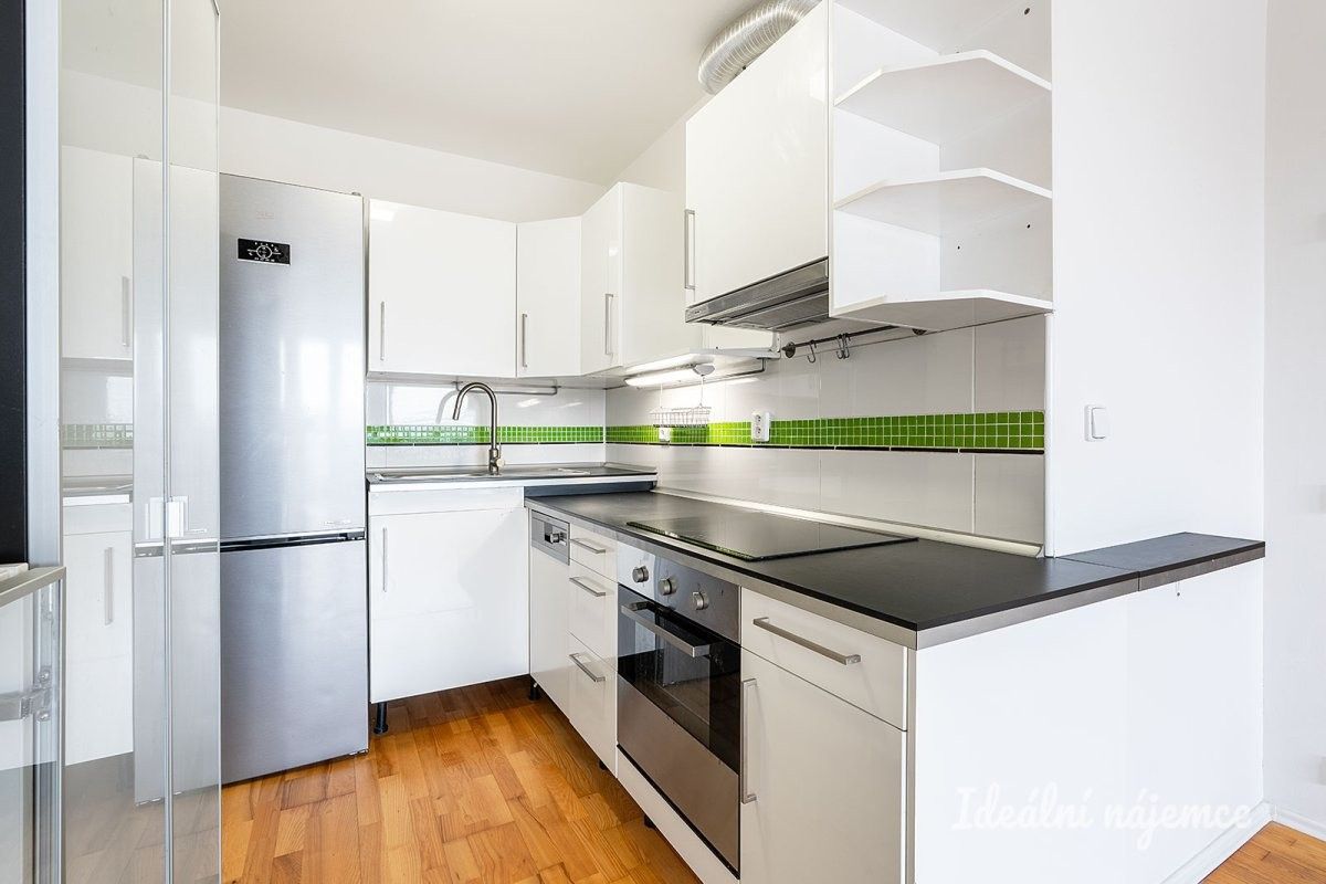 2+kk, Šiškova, Praha, 46 m²