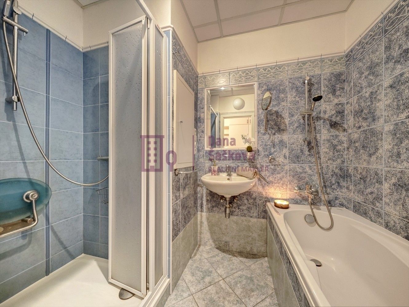 Pronájem byt 4+1 - Kosmonautů 40, Jindřichův Hradec, 87 m²