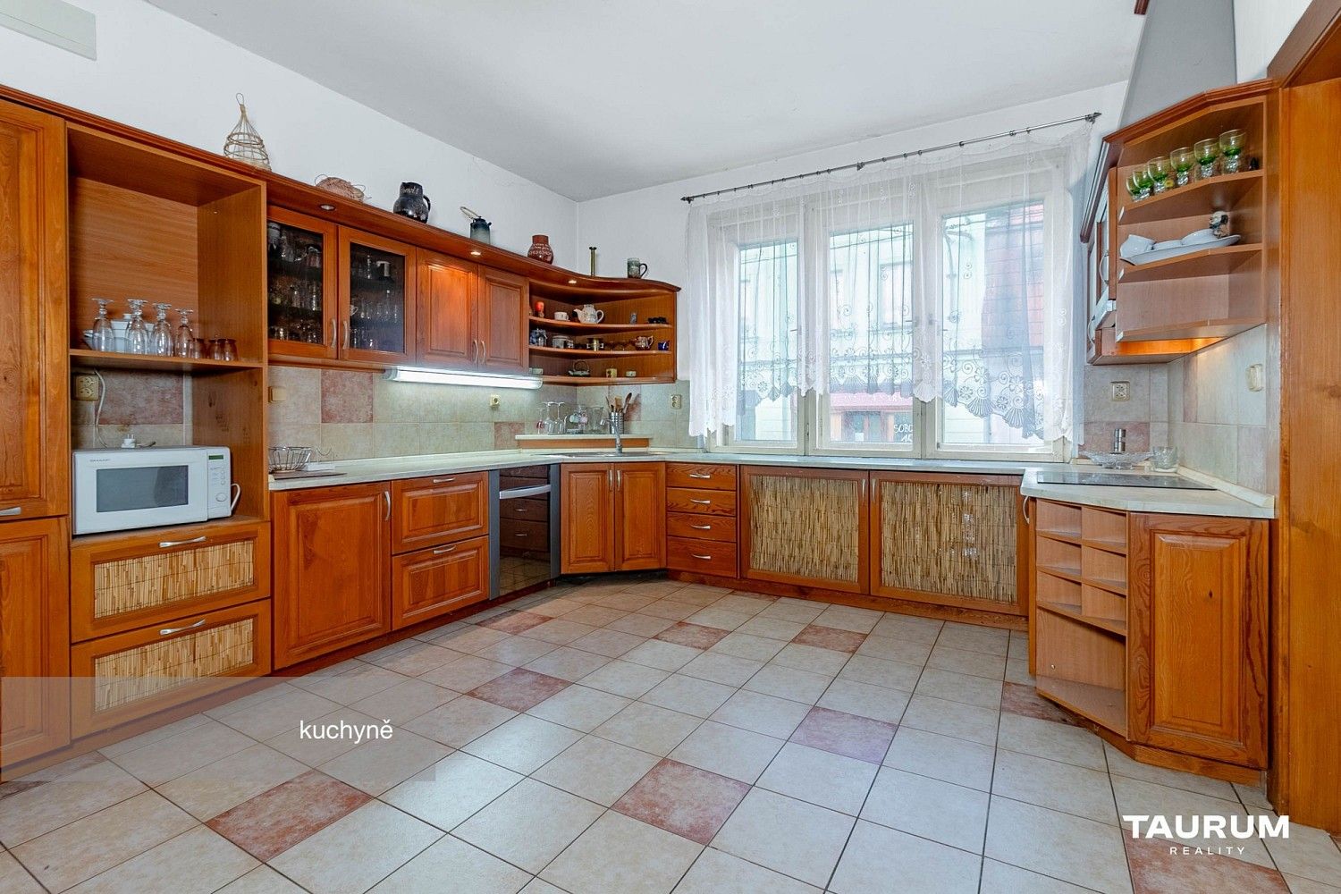 Prodej rodinný dům - Manětín, okres Plzeň-sever, 329 m² - 5