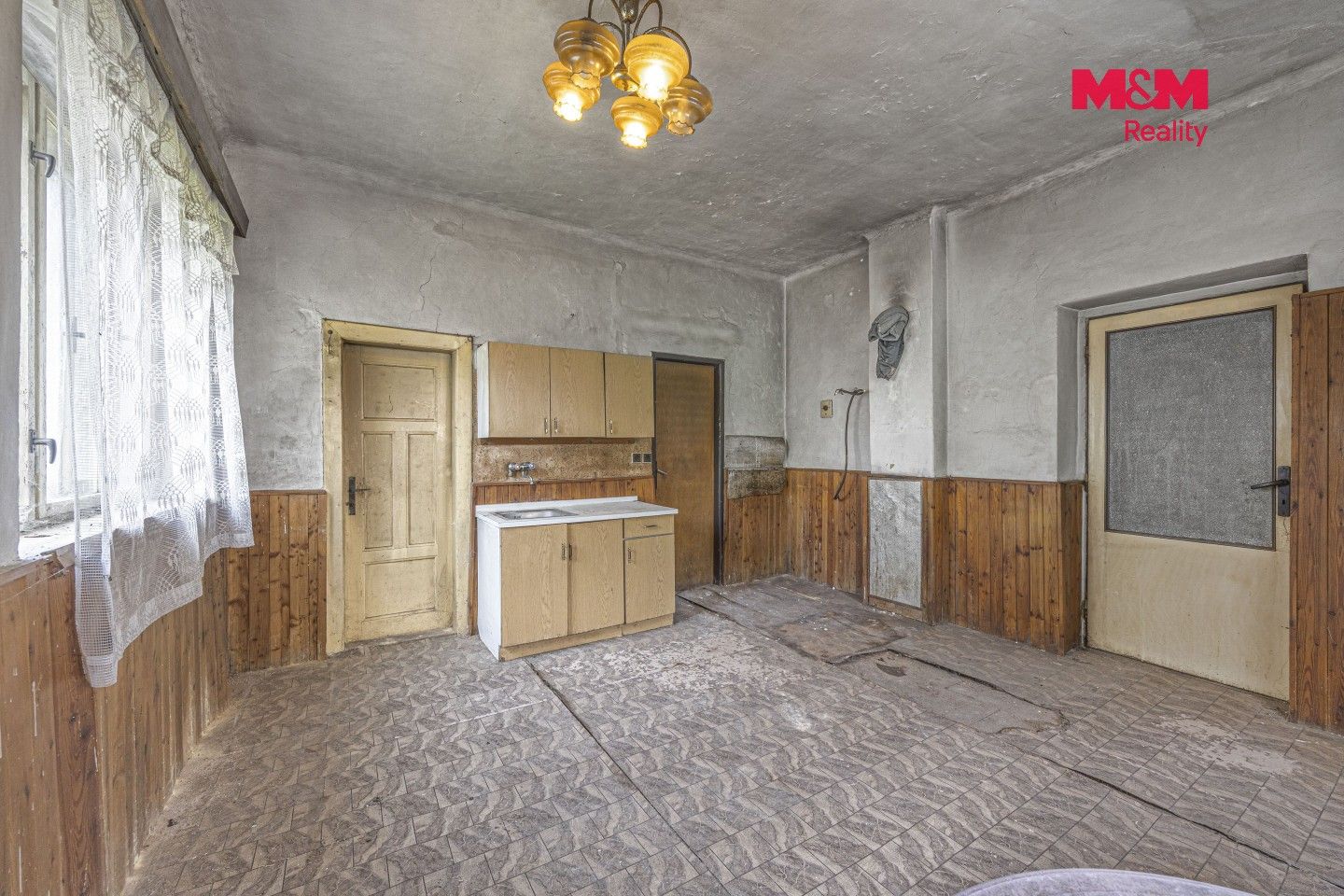Prodej rodinný dům - Šárovcova Lhota, 160 m² - 5