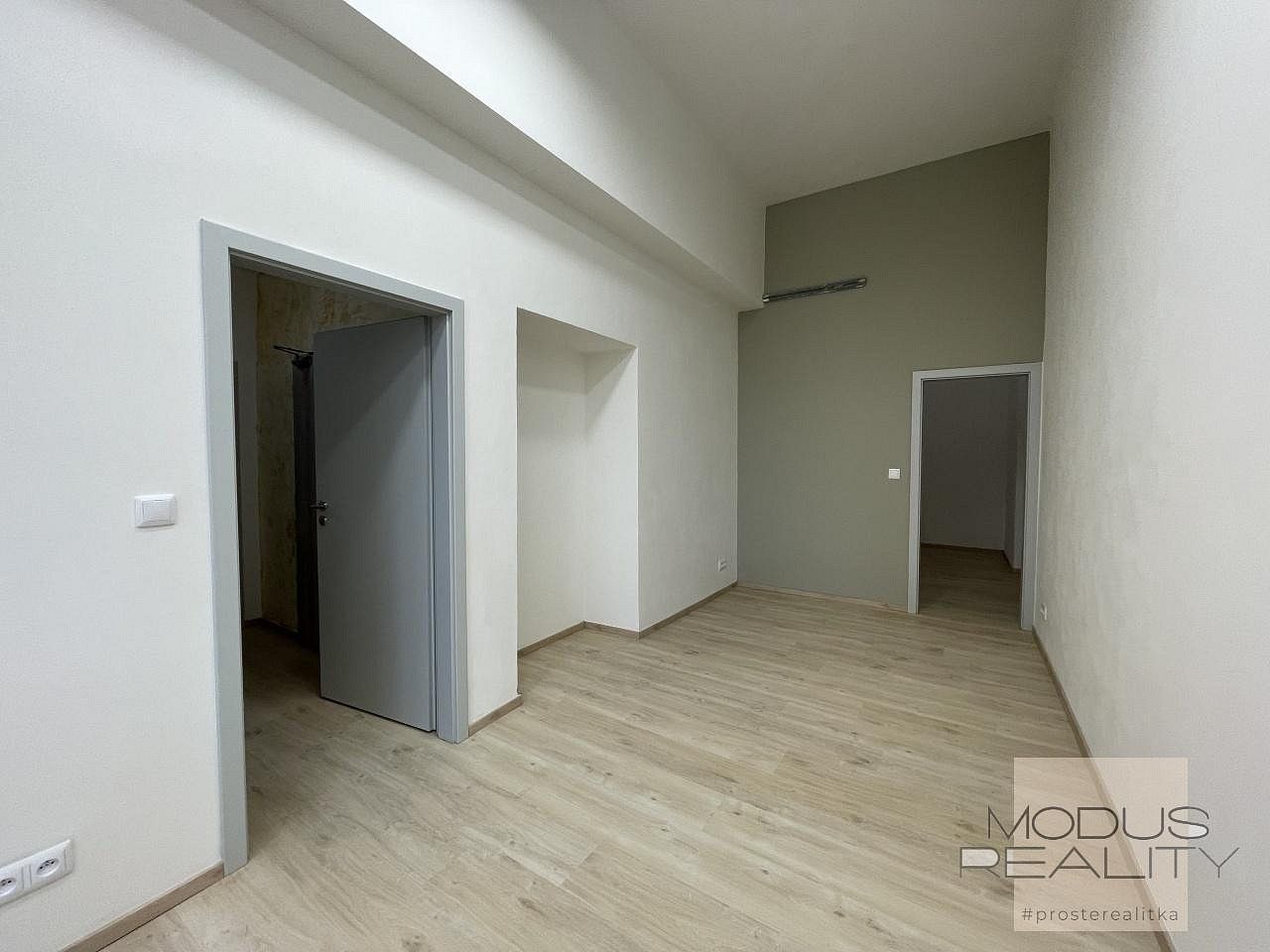 Pronájem kancelář - Praha - Žižkov, okres Praha 3, Hlavní město Praha, 37 m² - 5