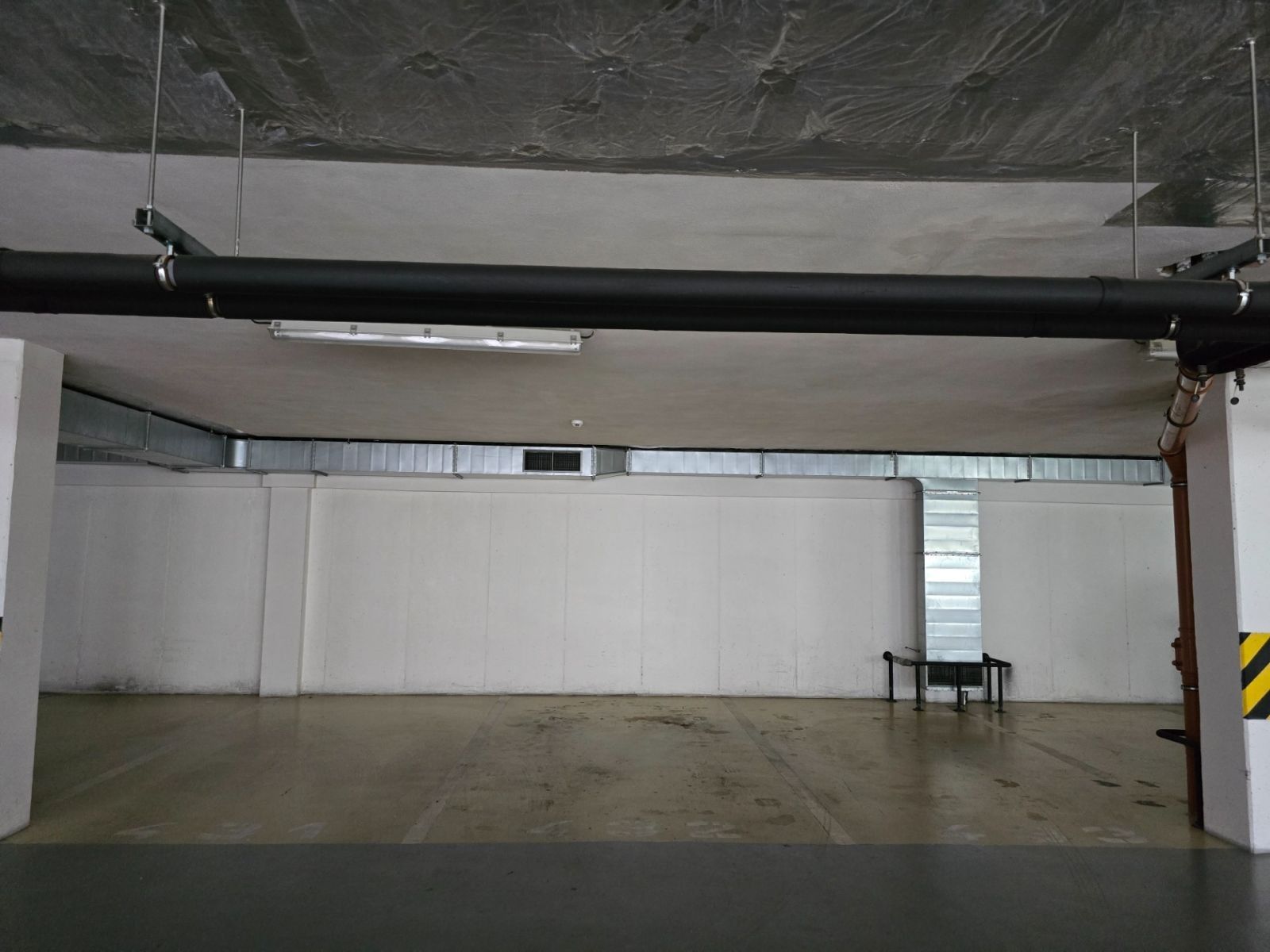 Garáž · 14 m² · Hnězdenská, Praha - Troja - 3