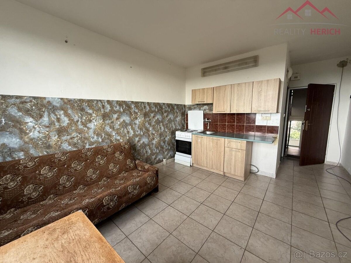 Byty, Chomutov, 430 04 - 1