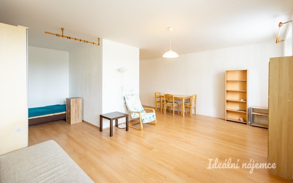 1+kk, Komenského, Šestajovice, 47 m² - 2