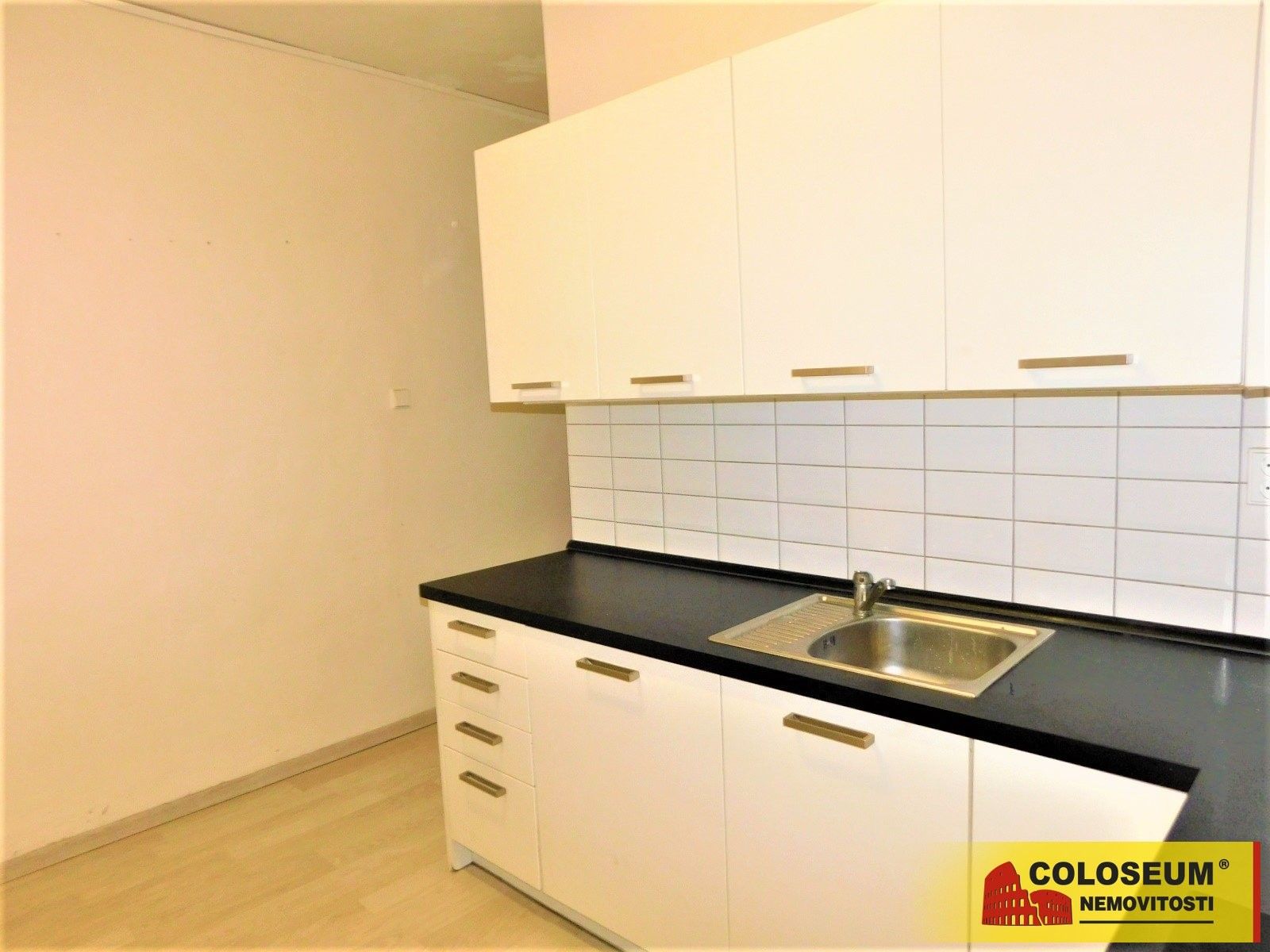 Prodej byt 3+1 - Znojmo, 61 m² - 5