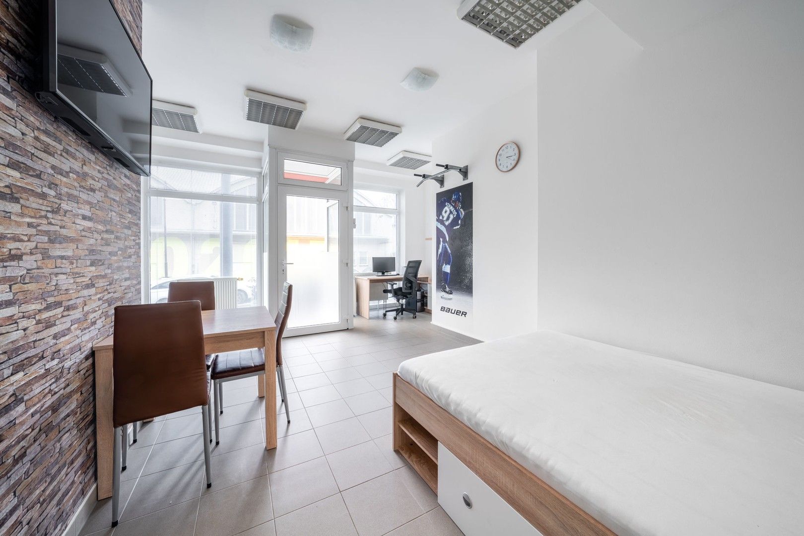 Obchodní prostory, Černická 2890, Plzeň, 40 m²