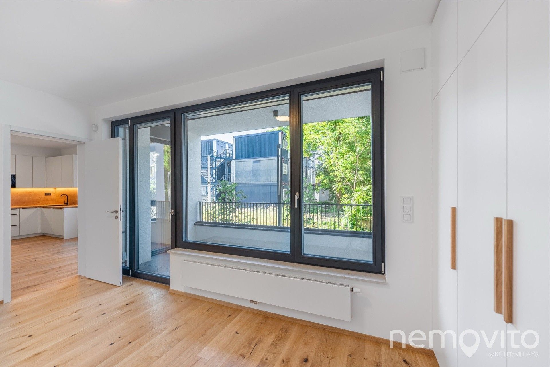 Pronájem byt 2+kk - Mužíkova, Praha, 57 m²